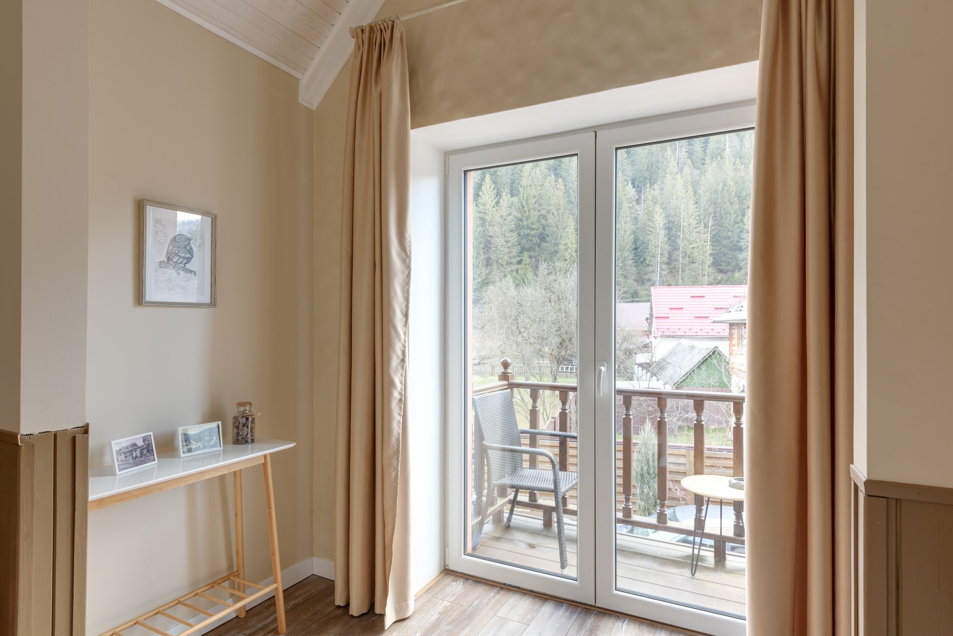 Luxury lodge accommodation overview